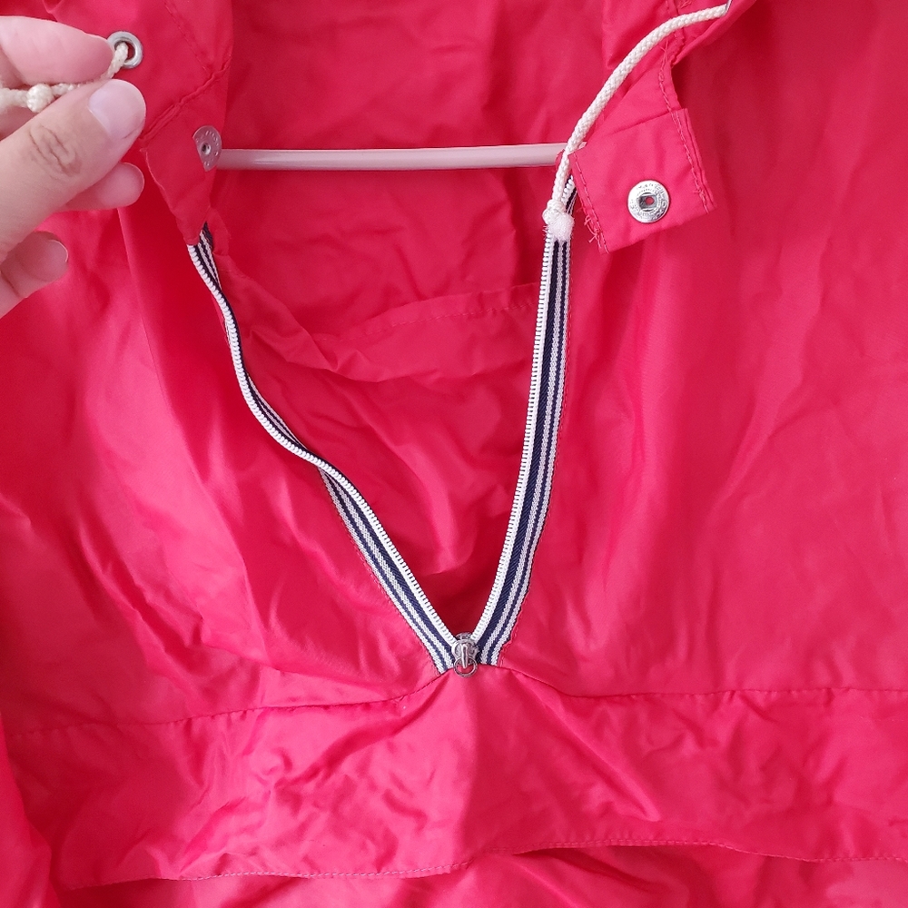 Vintage red packable windbreaker - Picture 4 of 14